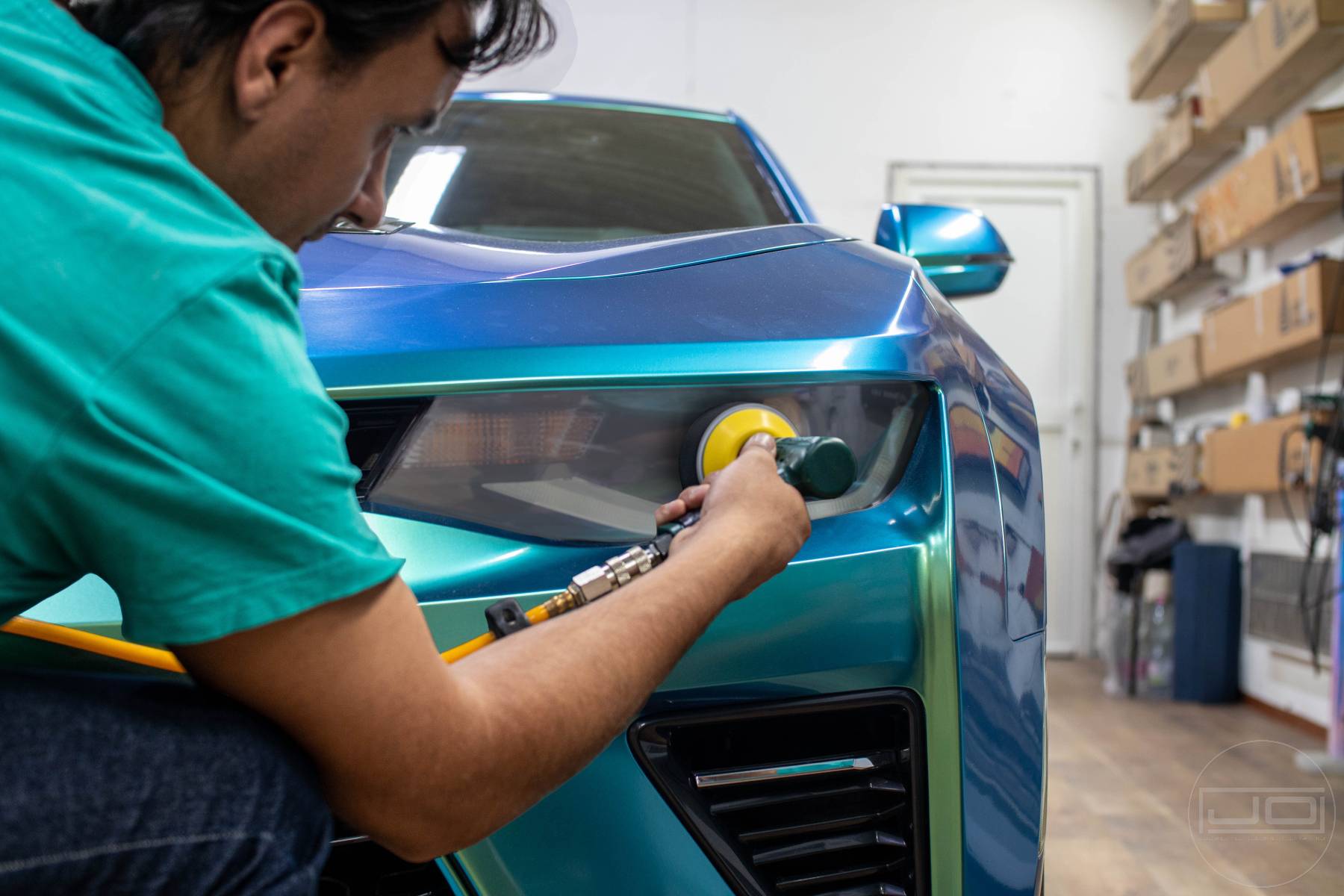 400-as csiszolás fényszóró polírozás előtt 1. illusztráció