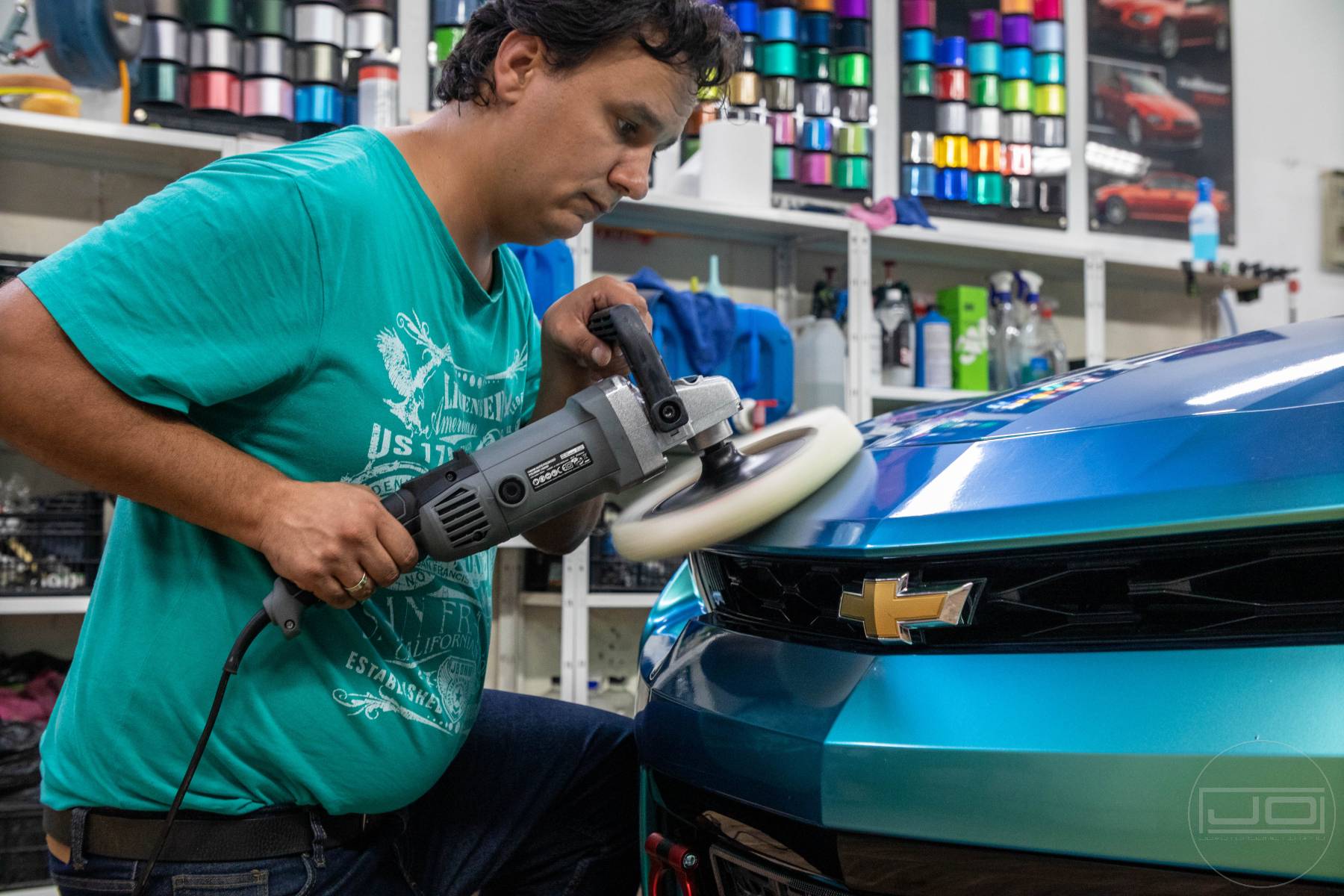 Egylépcsős polírozás első lökhárítón 1. illusztráció