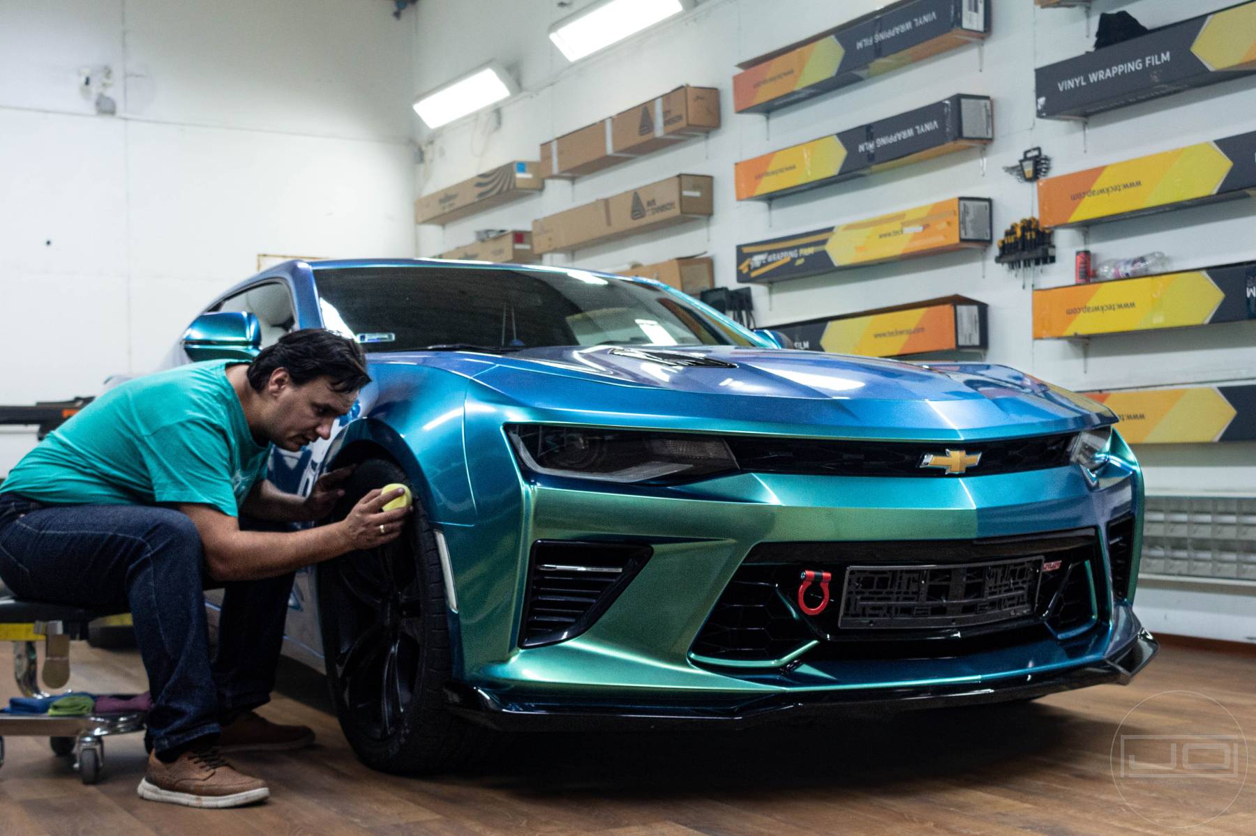 felni tisztítás és autó gumi ápolás a hibátlan megjelenésért: 1. illusztráció