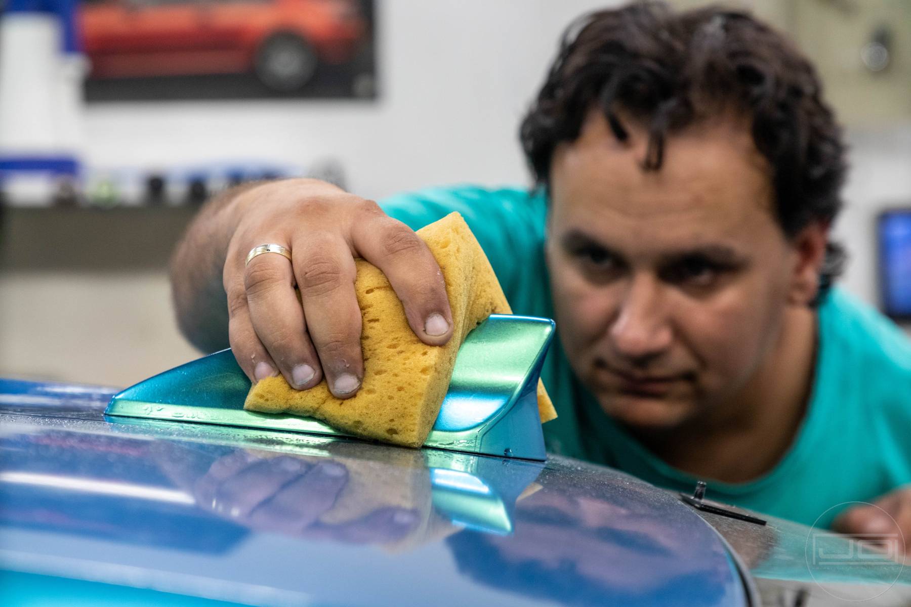 kézi autómosás nano aktív habos áztatással antennán: 2. bemutató kép kézi autómosás nano aktív habos áztatással antennán 2. illusztráció