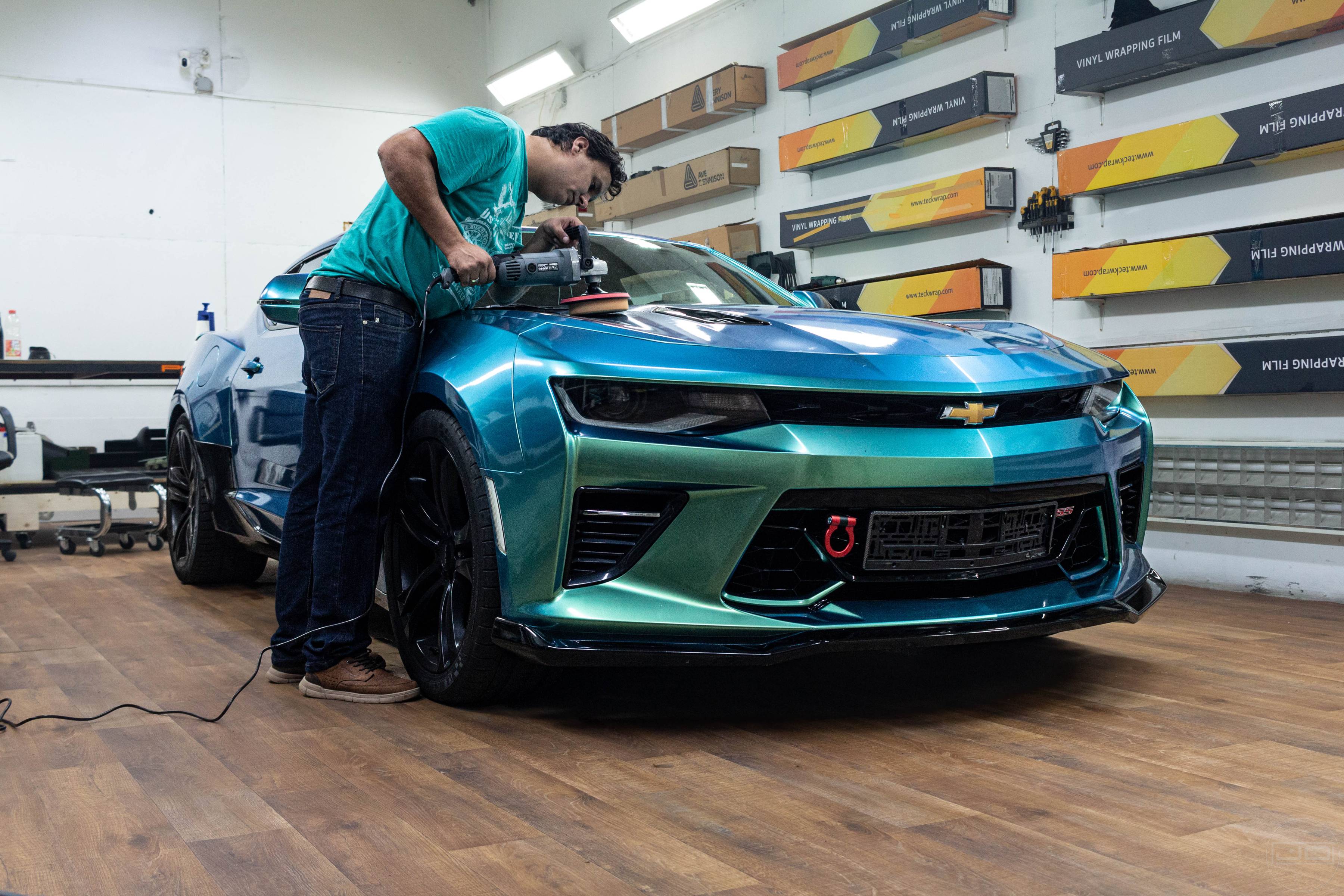 Több lépcsős autó polírozás - karc- és hologram eltávolítás 1. illusztráció